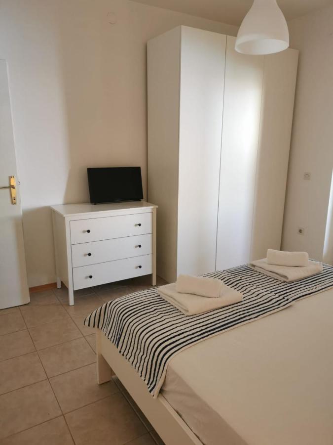 Apartments Katarina 斯塔拉诺瓦利亚 外观 照片