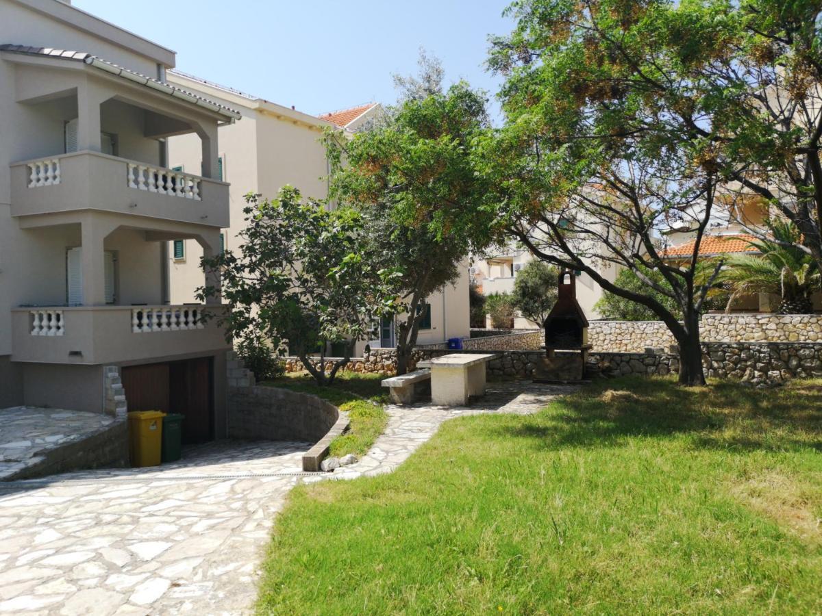 Apartments Katarina 斯塔拉诺瓦利亚 外观 照片
